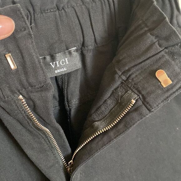 VICI- Tess Pocketed Paper Bag Waist Denim Skirt - Black -Size Small - Picture 7 of 10